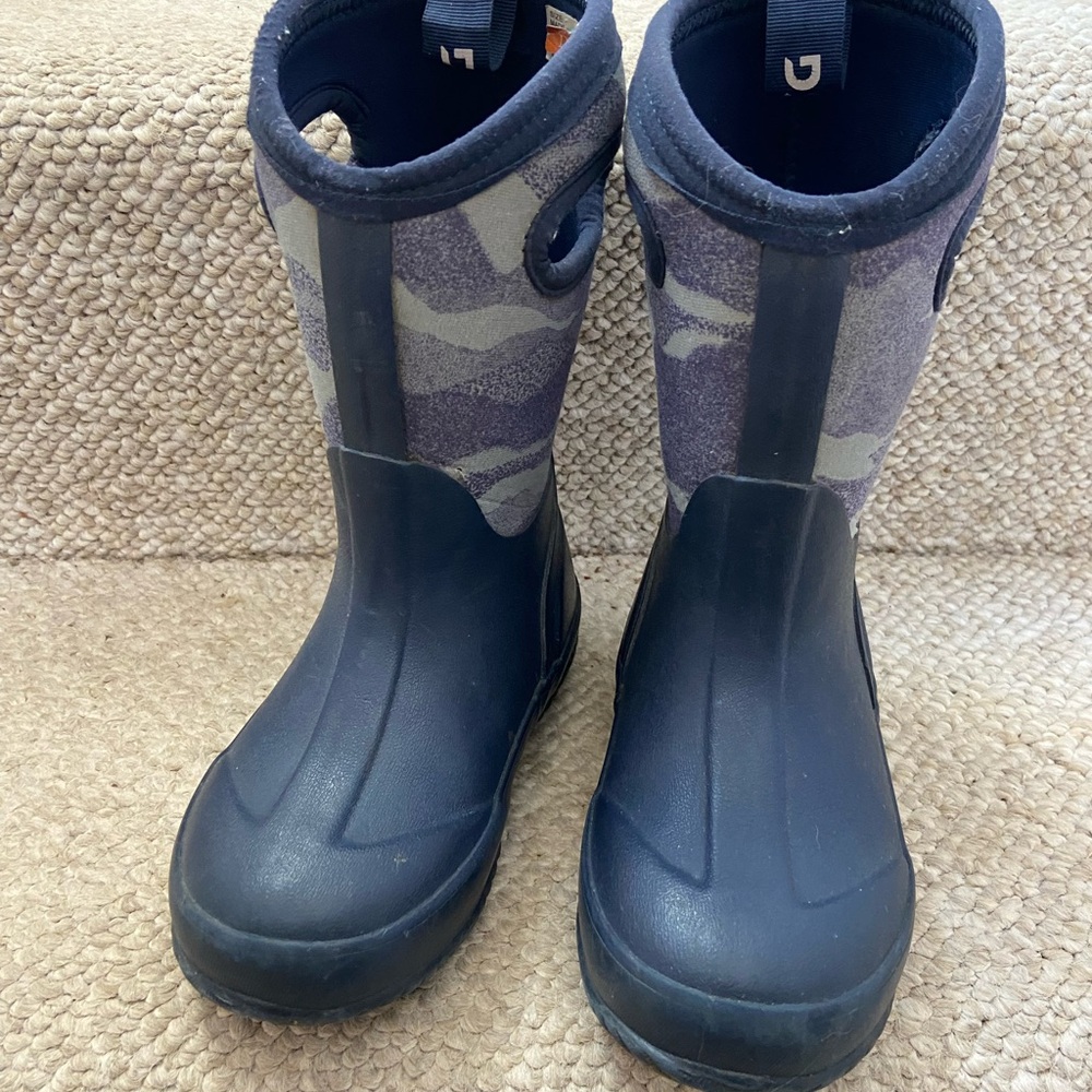 DSG Kids Rain Boots - Black and Gray